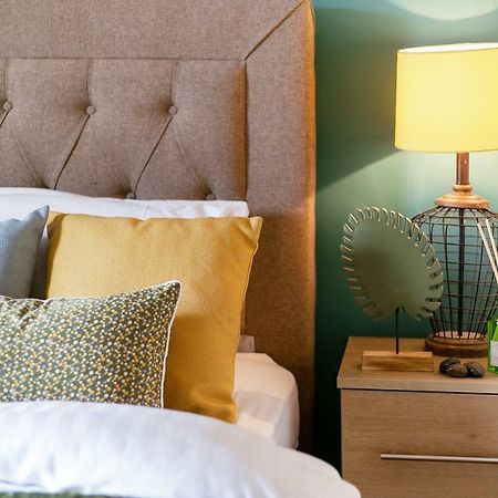 Stylish Cottage - Parking - Garden - Sleeps 6 Cambridge  Kültér fotó