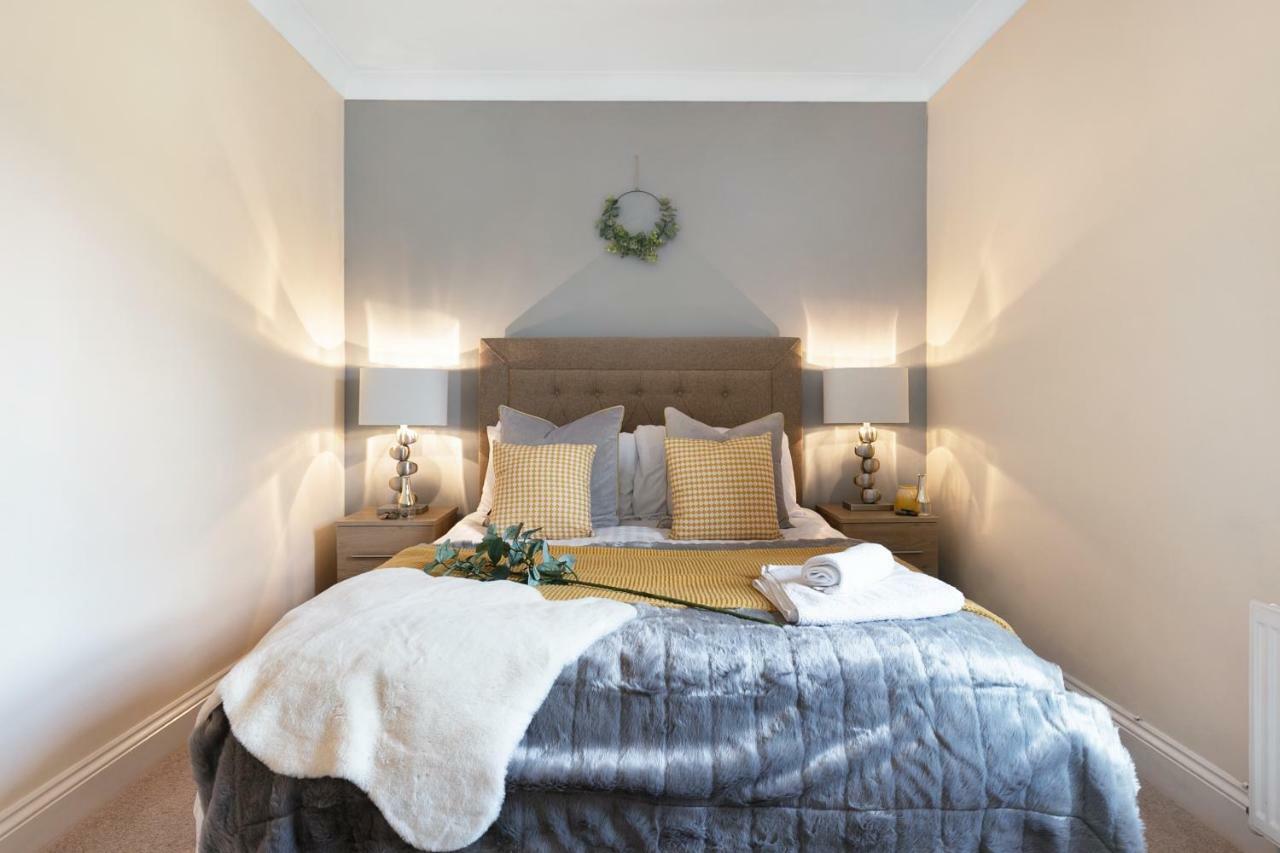 Stylish Cottage - Parking - Garden - Sleeps 6 Cambridge  Kültér fotó